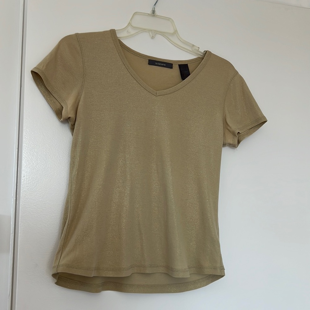 Liz Claiborne 100% mercerised cotton short sleeve top. Soft and shimmery